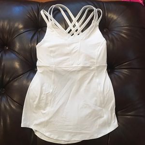 Lululemon Beat the Heat tank